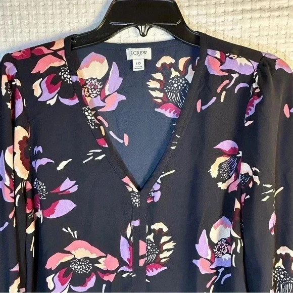 J. Crew LOT OF TWO Sz 10 Sheer V-Neck Tops Popover White & Blue Floral TINY FLAW - Picture 13 of 16